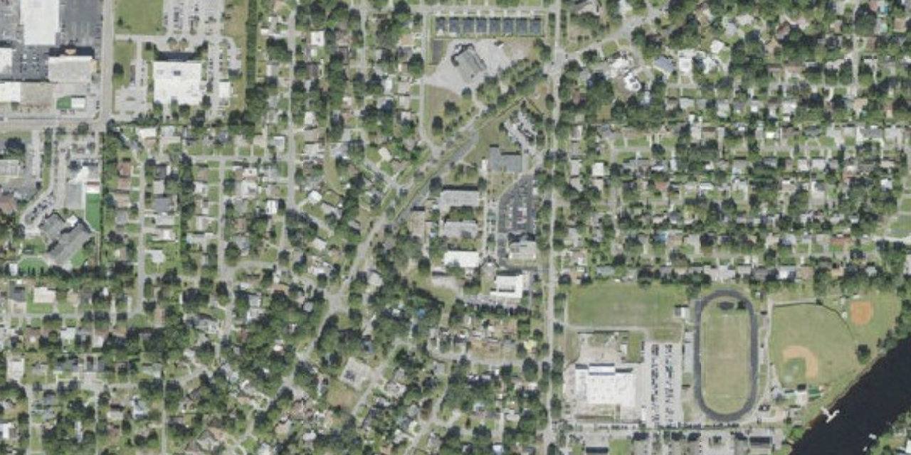 Vista aérea de Tampa Catholic High School