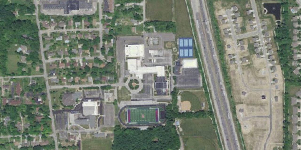 Vista aérea de Roncalli High School