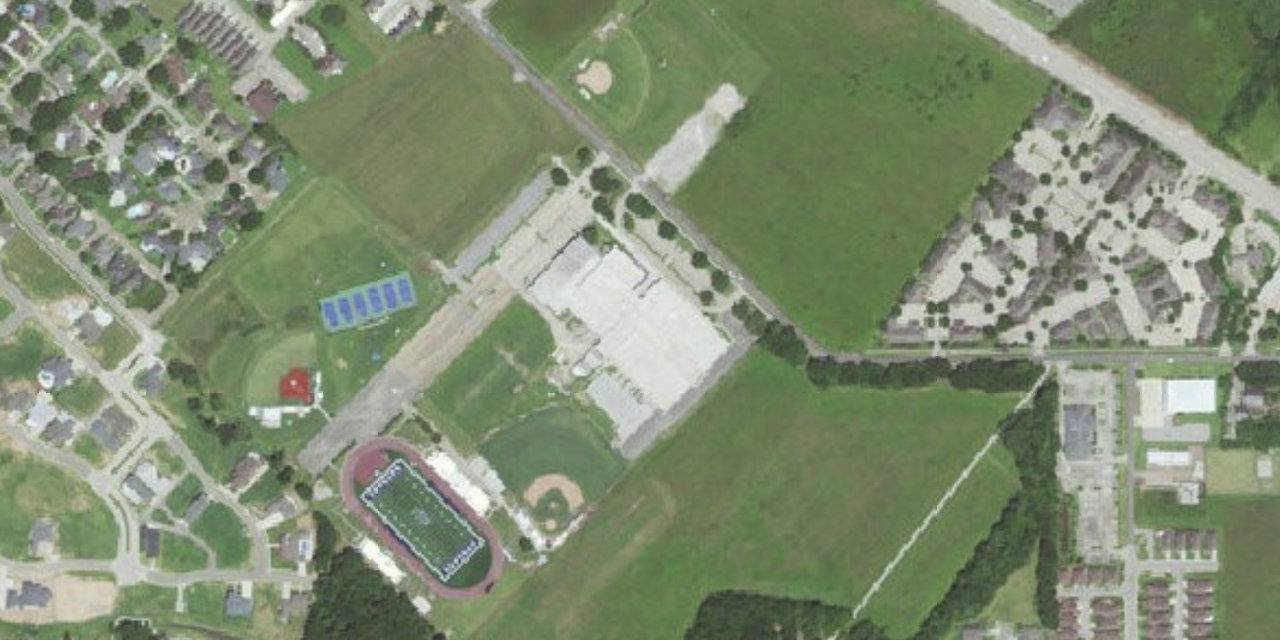 Vista aérea de St. Thomas More Catholic High School