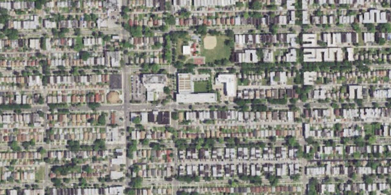 Vista aérea de Christ the King Jesuit College Preparatory School