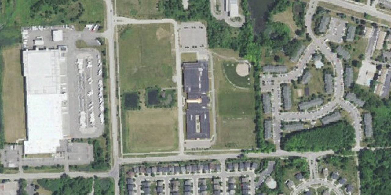 Vista aérea de St. Catherine of Siena Academy